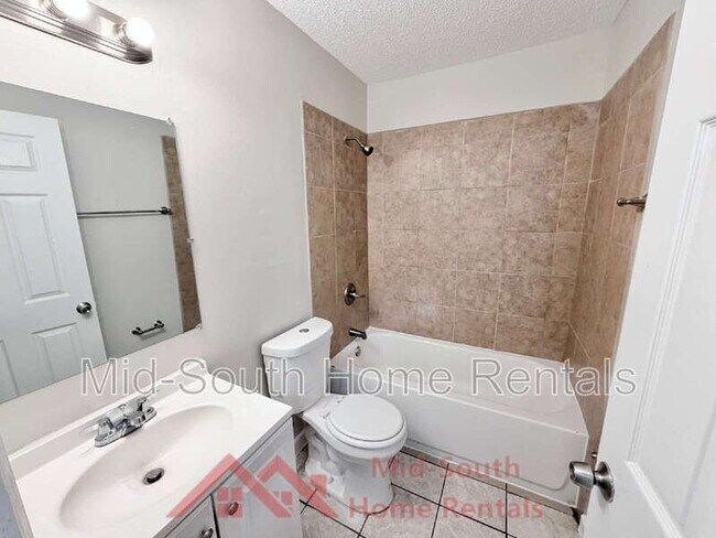 Building Photo - 5151 Corkwood Dr
