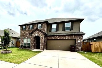 Building Photo - 13705 James Garfield St