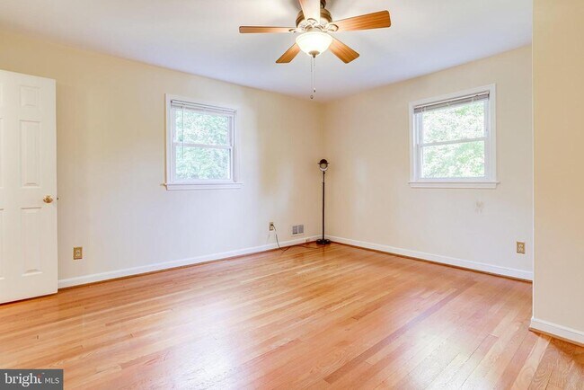 Building Photo - 7321 Reddfield Ct