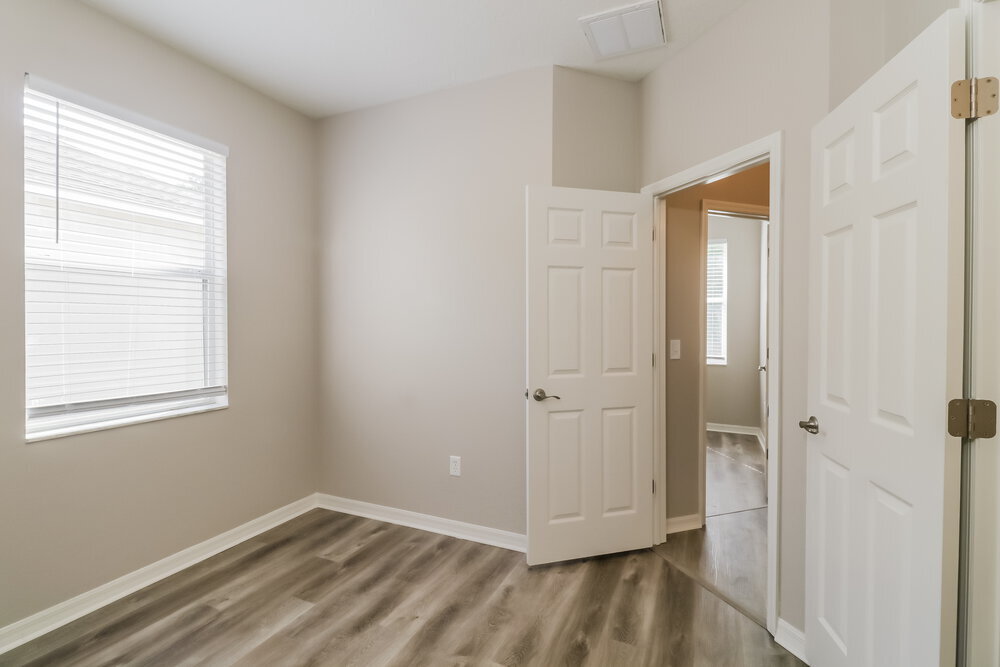 Building Photo - 5850 Sweet William Terrace