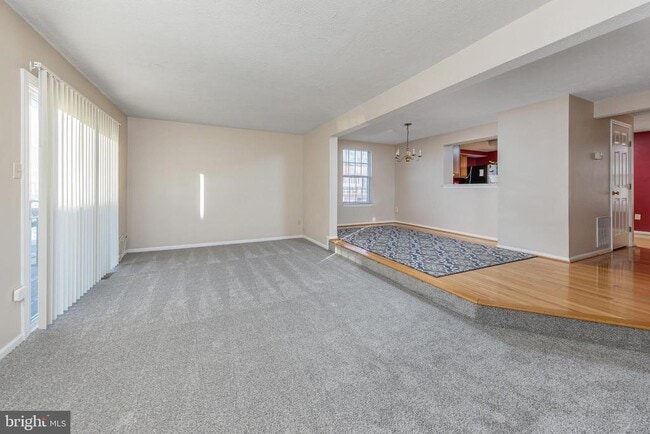 Building Photo - 2 Andrew Ct