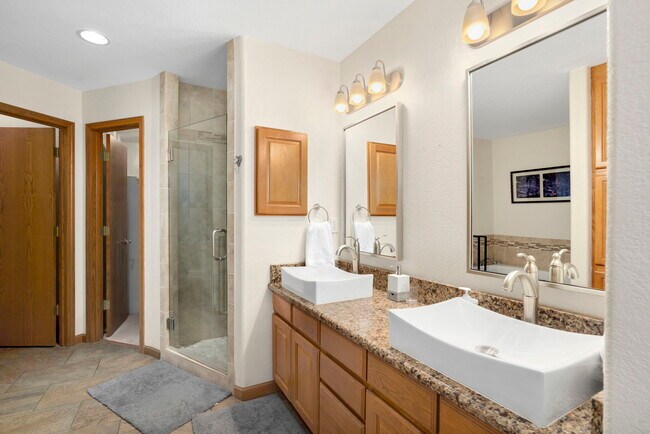Primary Photo - 1626 Foxhall Ct