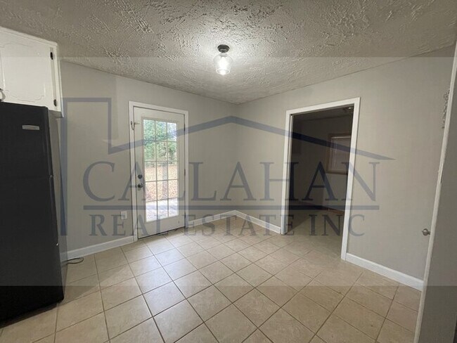 Building Photo - 313 Parkdale Rd