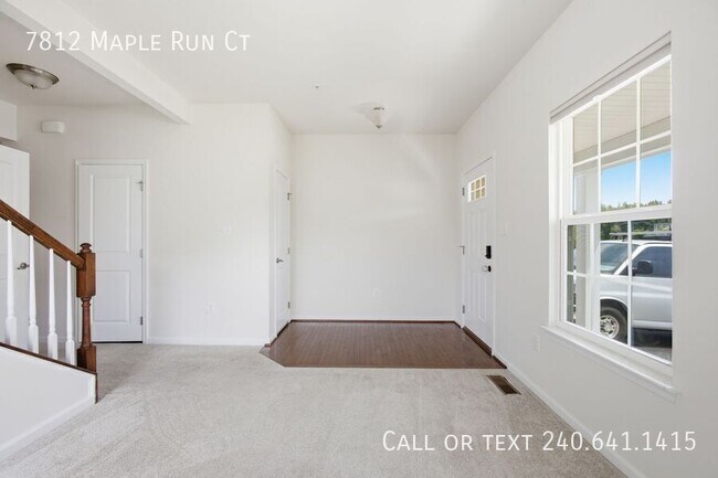 Building Photo - 7812 Maple Run Ct