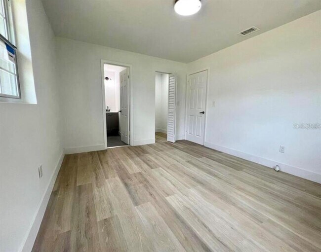 Building Photo - 3312 Chariot Pl