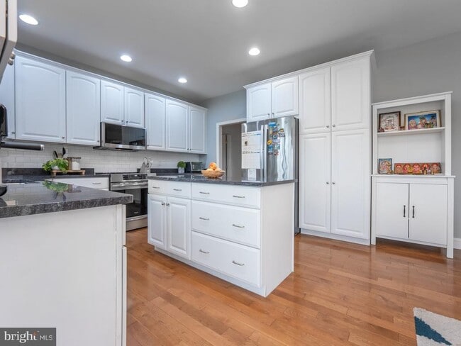 Building Photo - 1458 Highfield Ct