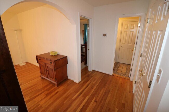 Building Photo - 6113 Dunleer Ct