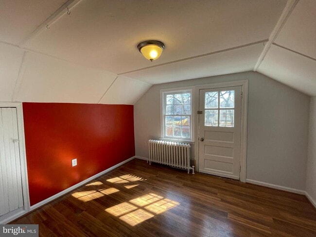 Building Photo - 3211 Varnum St