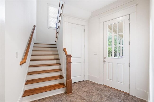 Building Photo - 3487 Habersham Rd NW