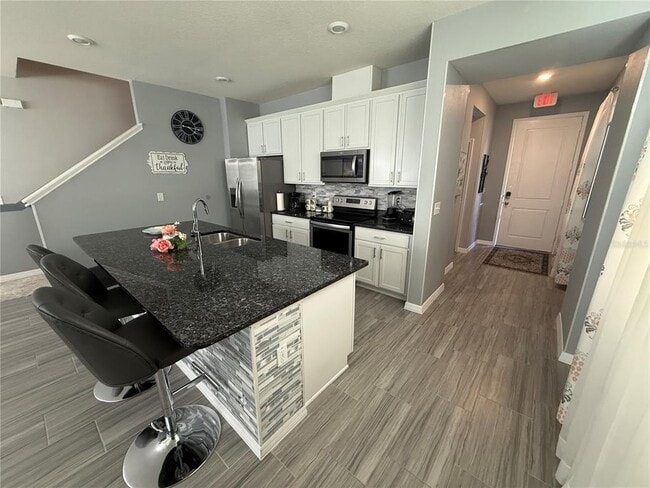 Building Photo - 5151 Adelaide Dr