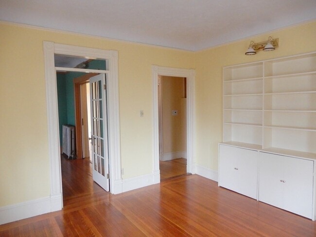 Building Photo - 31 Wyoming Heights