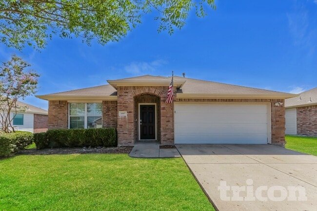 Building Photo - 1107 Longhorn Ln