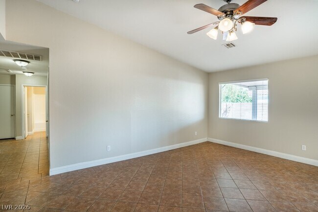 Building Photo - 3130 Meadow Flower Ave