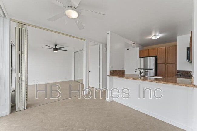 Building Photo - 322 Aoloa St