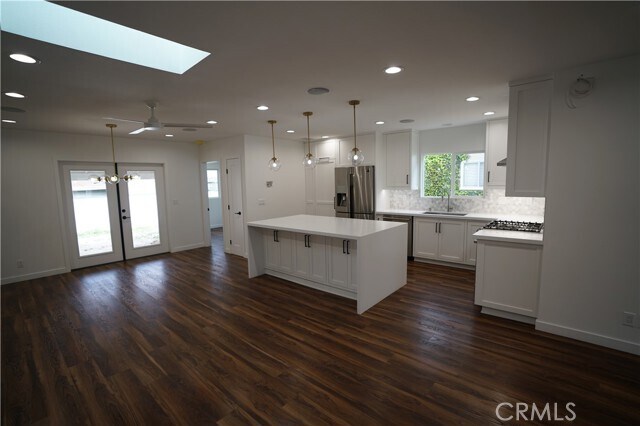 Building Photo - 4466 Sherman Oaks Cir