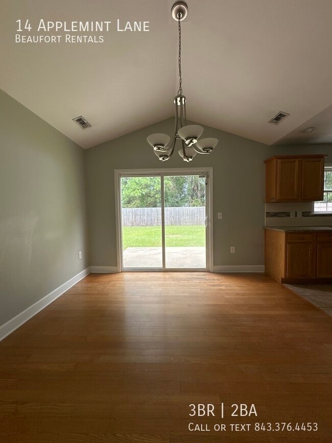 Building Photo - 14 Applemint Ln