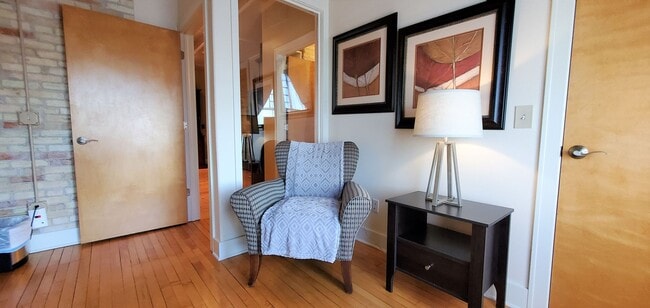 Building Photo - Off-Season Rental 1 Bedroom Condo Grand Tr...
