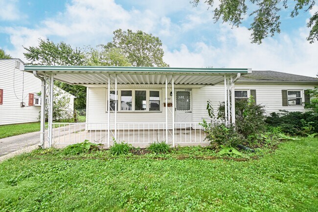 Building Photo - 2530 Bellfield St