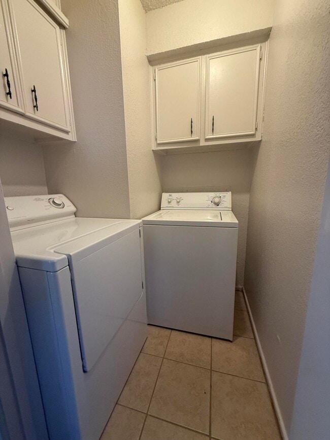 Building Photo - 2317 15th St