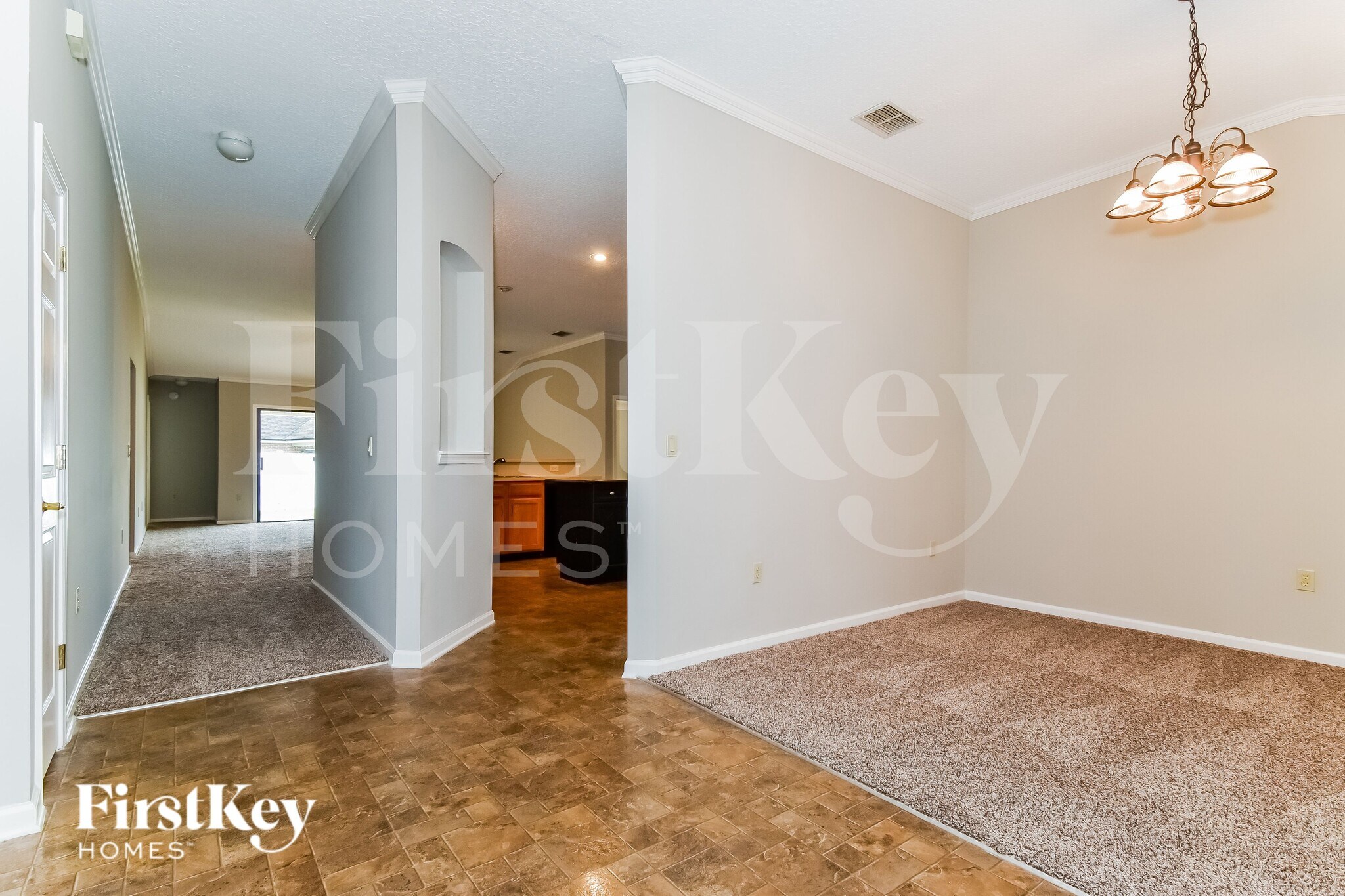 Building Photo - 3333 Horseshoe Trail Dr