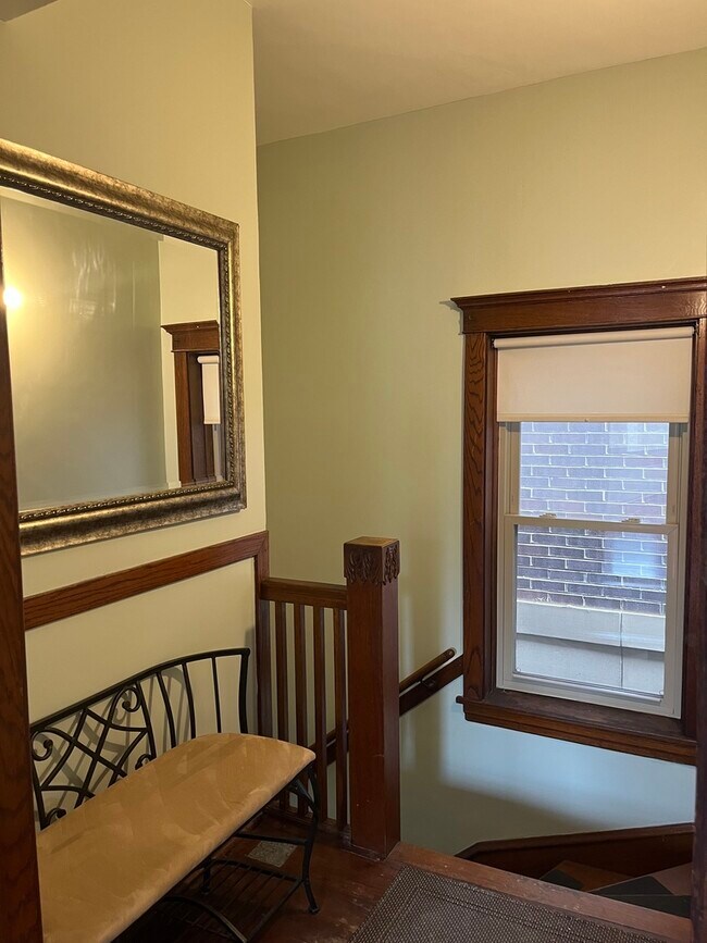 Building Photo - 8037 Floral Ave