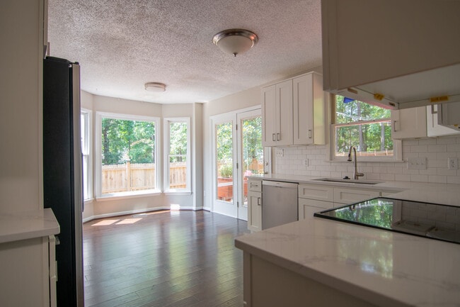 Building Photo - 4801 Buttonbush Dr