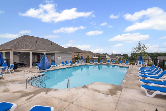 Building Photo - 2106 Cadenza Cir