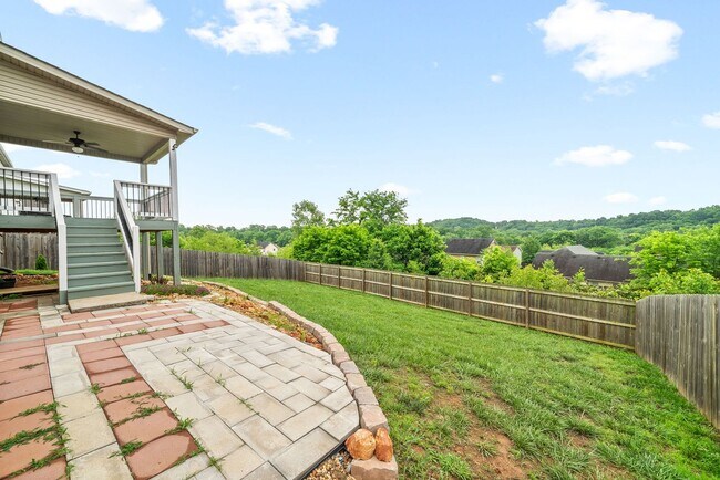 Building Photo - Pet Friendly Four Bedroom!