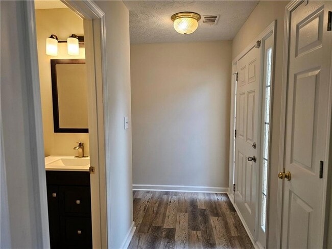 Building Photo - 986 Ashton Oak Cir