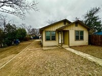 Building Photo - 2/1 Home