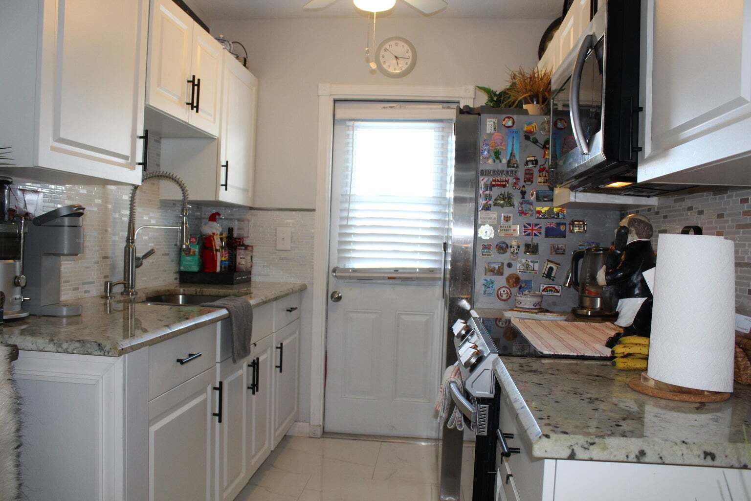 Building Photo - 1113 Lake Ter
