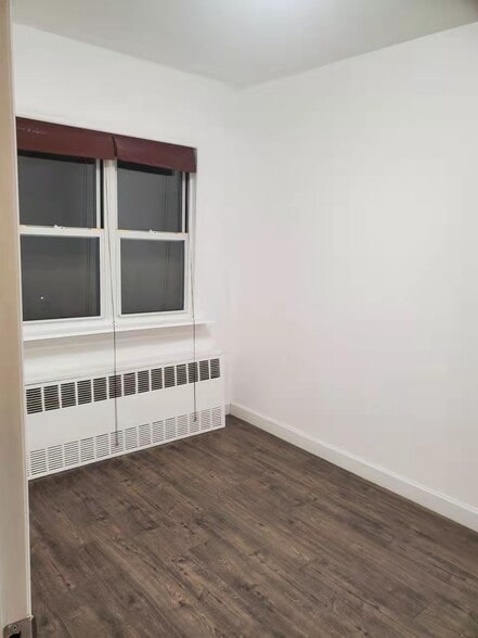 Building Photo - 2534 73rd St