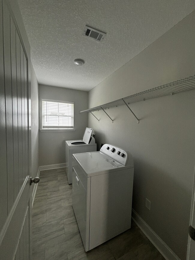 Building Photo - 133 Gambrell Rd