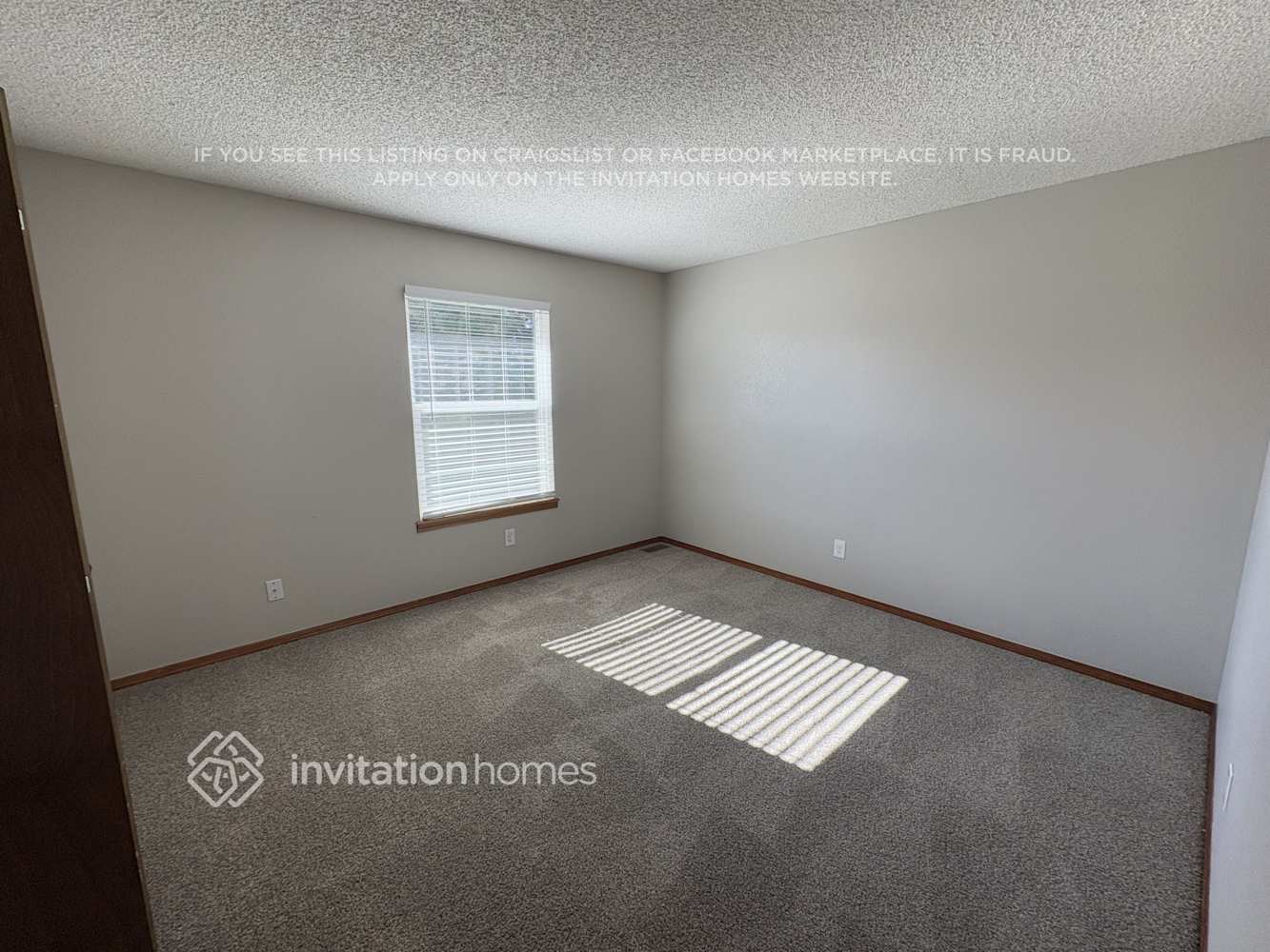 Building Photo - 11333 E Warren Ave