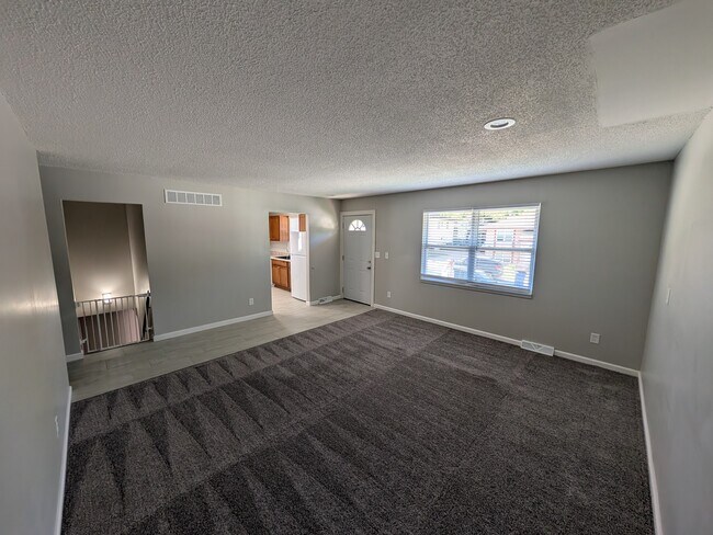 Building Photo - 9150 W 78th Terrace