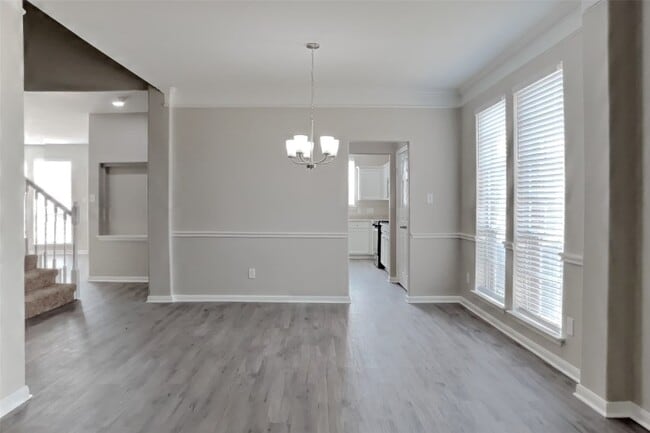 Building Photo - 8002 Weeping Willow Pl