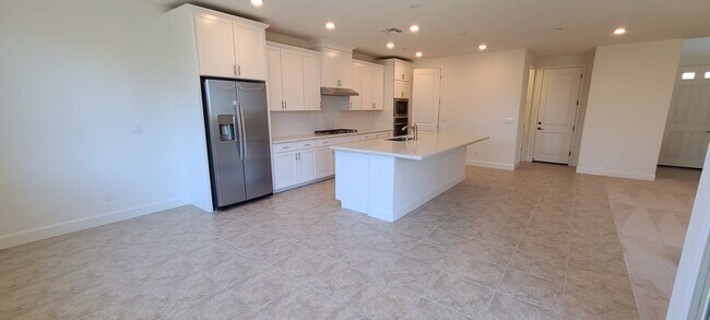 Building Photo - Luxury home in Springlake in Woodland