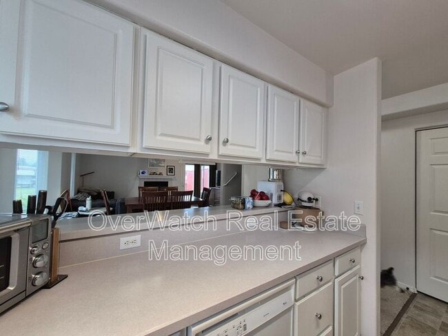 Building Photo - 3926 Lakehurst Cir