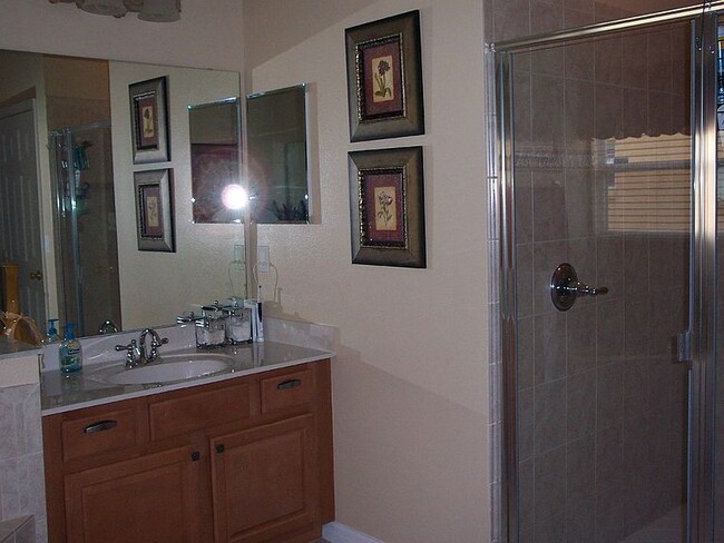 Building Photo - 2706 Patrician Cir