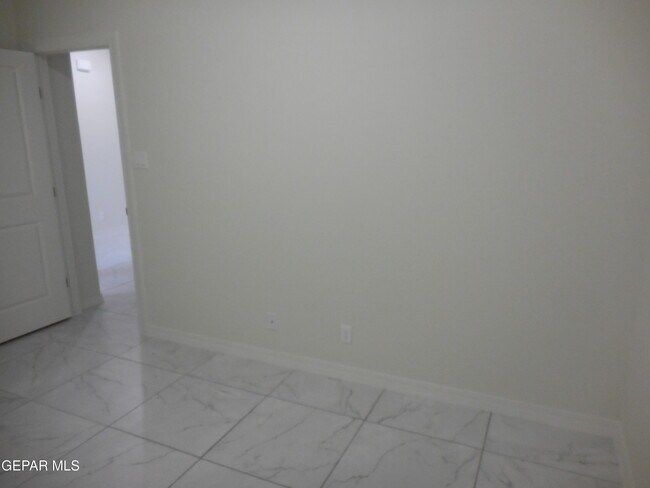Building Photo - 12800 Giovanni Grajeda Ave