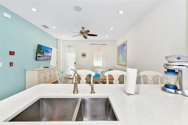 Building Photo - 8024 Flip Flop Way