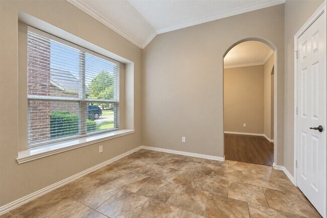 Building Photo - 42 Black Swan Ct