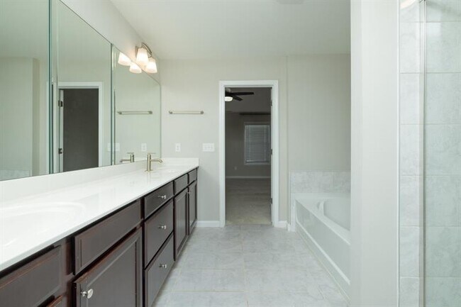 Building Photo - 4305 Bryton Trace Dr