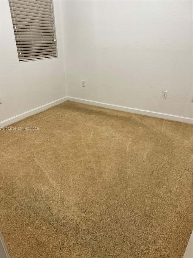 Building Photo - 8952 W 35th Ln