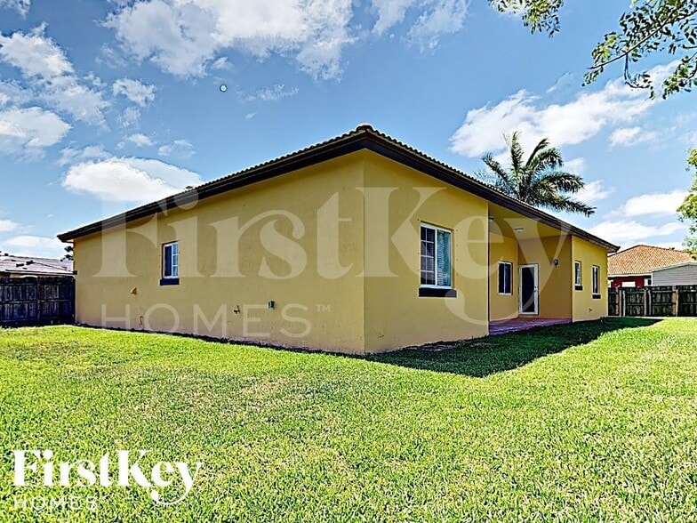 Building Photo - 21986 SW 131st Pl