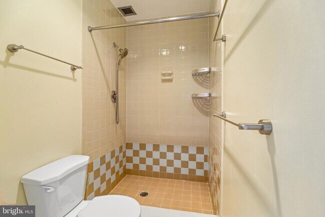 Building Photo - 1325 13th St NW