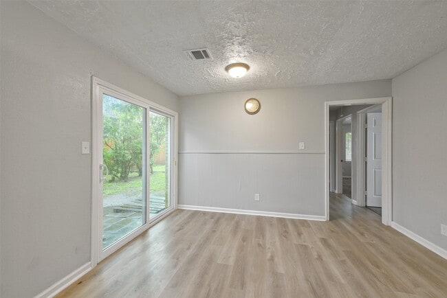 Building Photo - 2803 22nd St