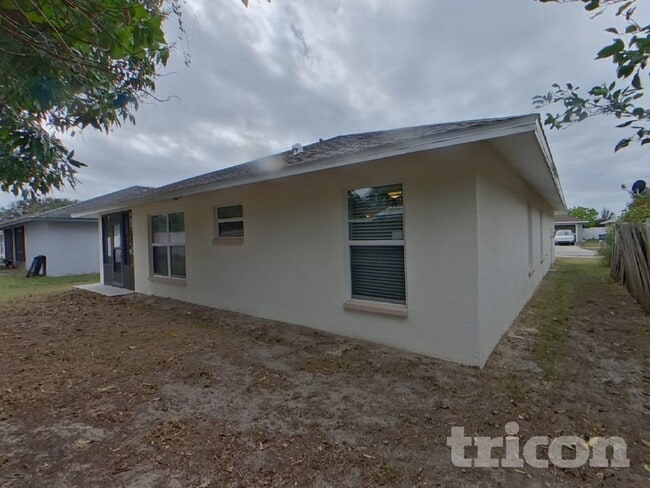 Building Photo - 15420 Florida Breeze Loop