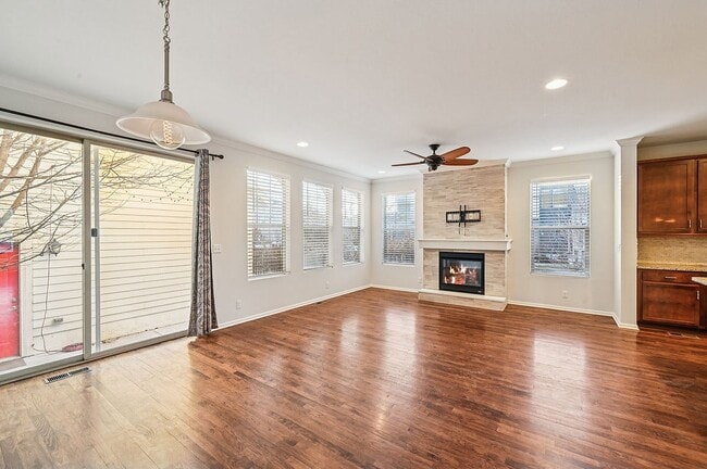 Building Photo - 8002 E 49th Pl