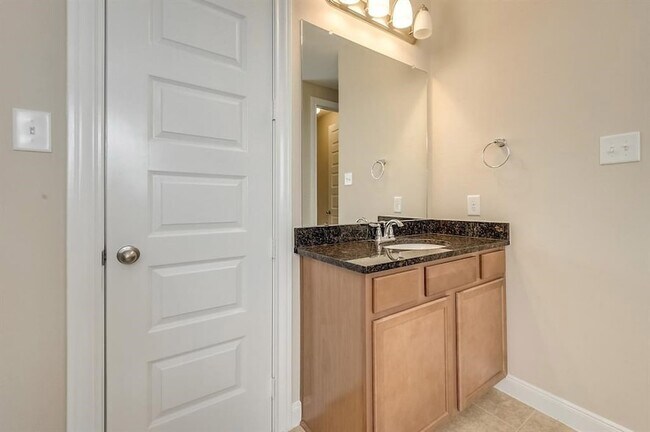 Building Photo - 22614 Birch Ridge Meadow Dr